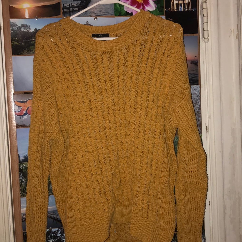 🆕Girls H&M sweater shirt